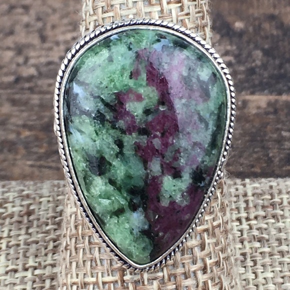 Ruby in Zoisite Stone Ring Size 8.25 - Picture 12 of 12
